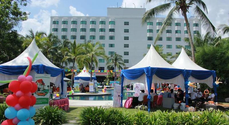 Aryaduta Pekanbaru Hotel Exterior photo